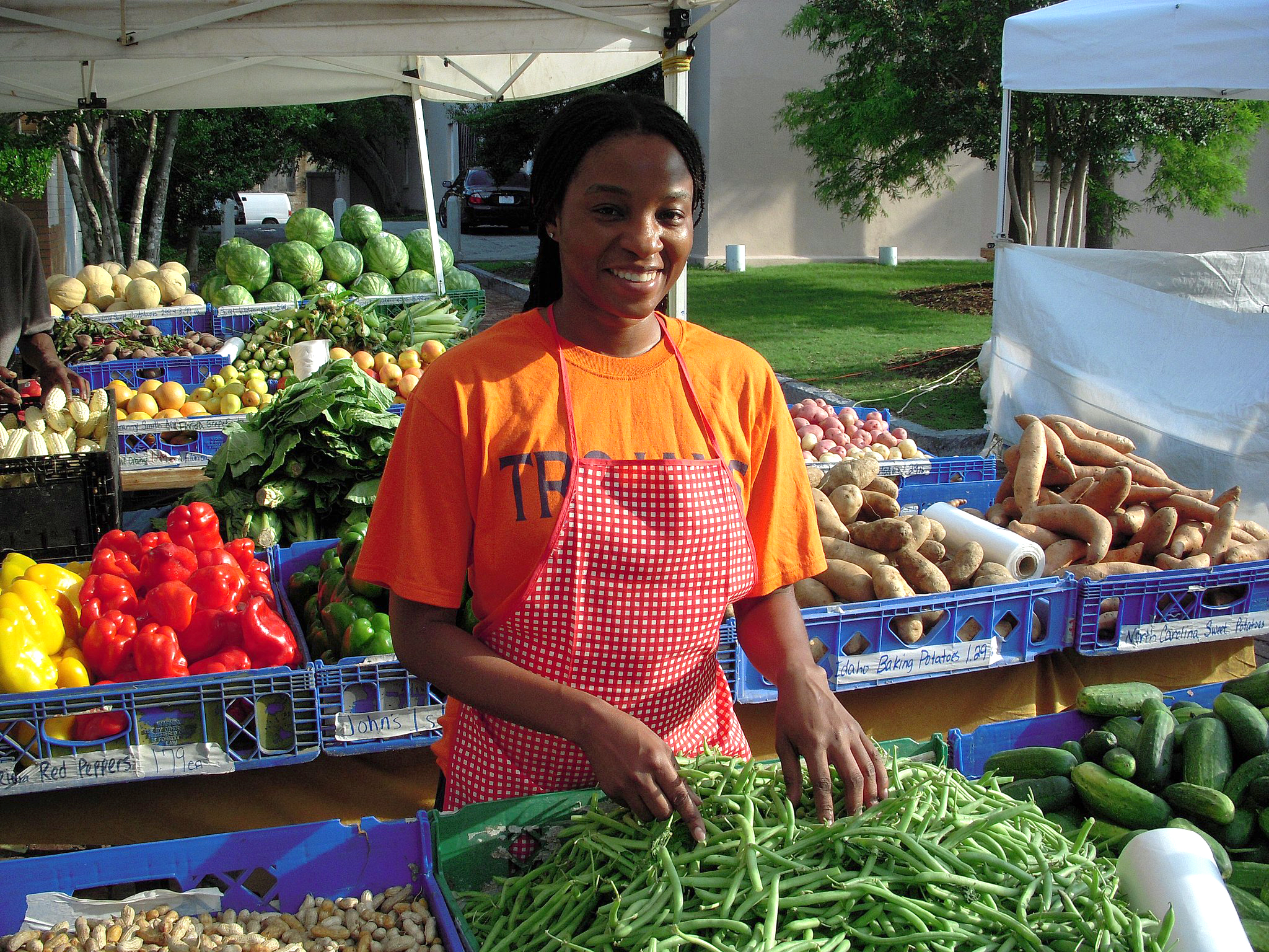 Markets and Infrastructure: Women and Farmers Markets